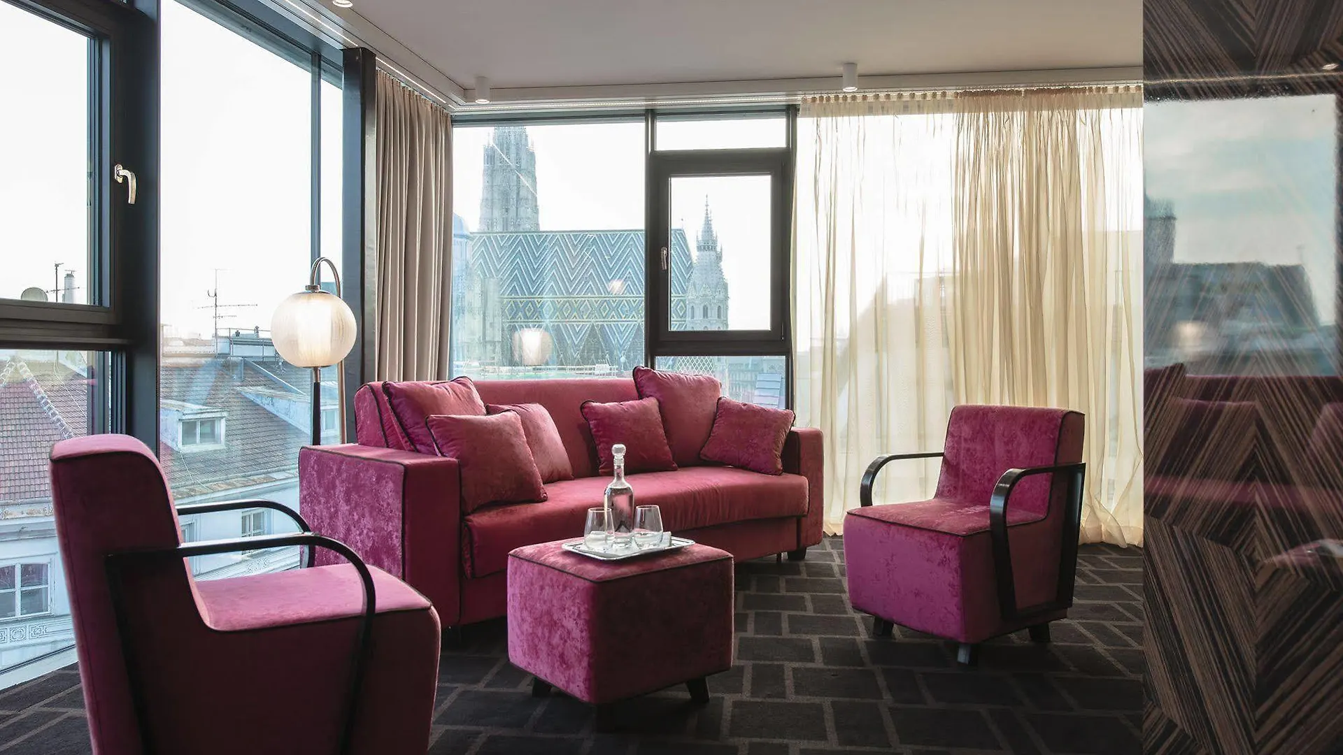 Hotel Lamee Vienna 5*,  Austria