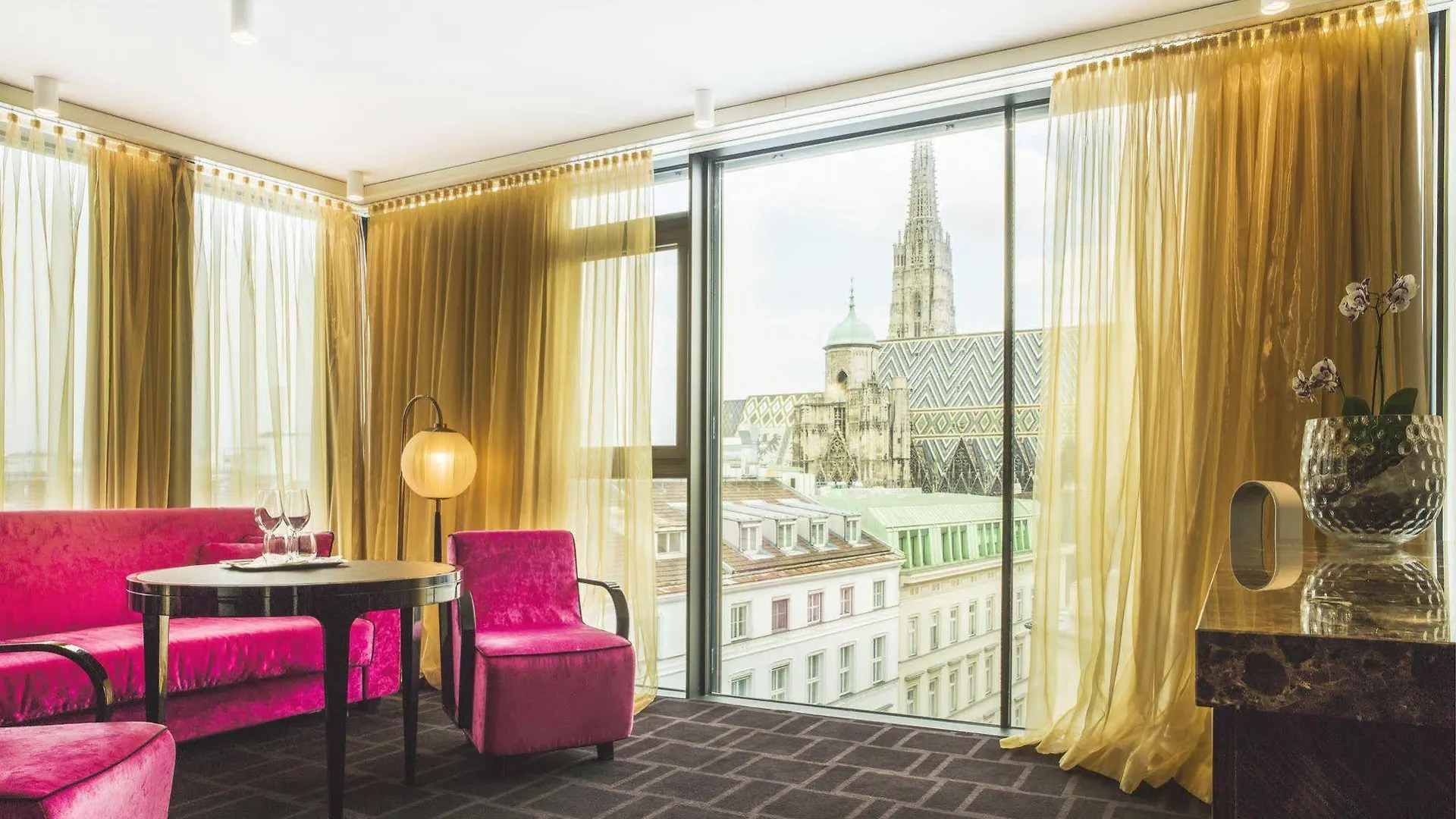 Hotel Lamee Vienna 5*,  Austria